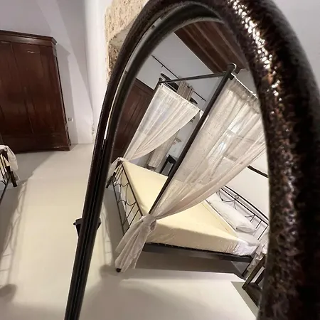 Apartment Katharsis - 15th C Venetian Palace - Naxos Old Town Iv Naxos City