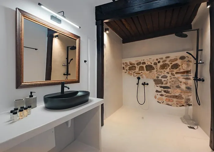 Katharsis - 15th C Venetian Palace - Naxos Old Town Iv Naxos City