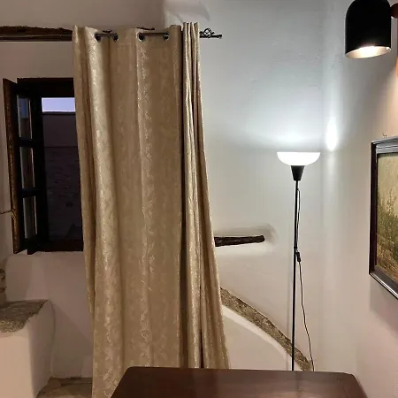 Апартаменты Katharsis Palace 15th Century Art At Naxos Old Town Iv *